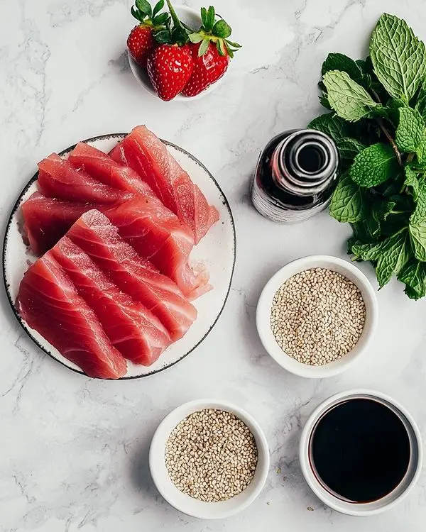 Tataki de Thon aux Fraises Explosif 3 Les ingrédients pour Tataki de Thon aux Fraises